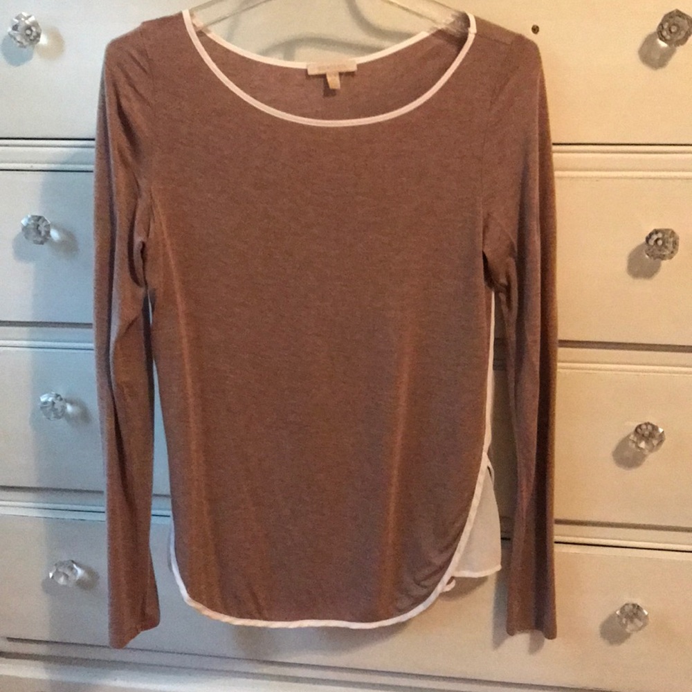 Long sleeve top